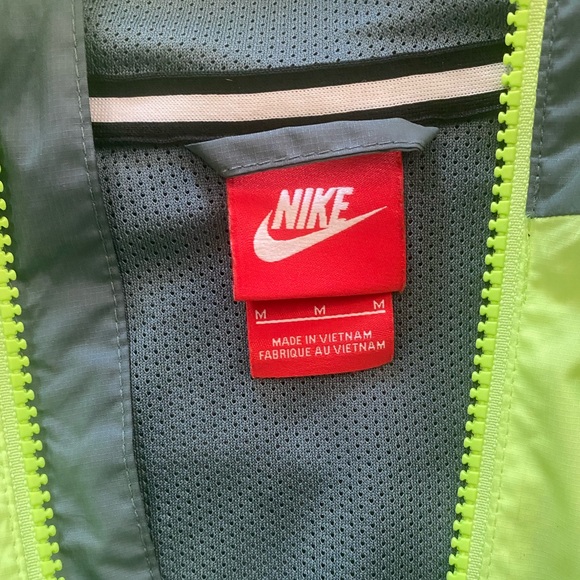 Nike Essentials Zero Windrunner Jacket Windrunner Gray volt 727324-393 Men's M - Picture 7 of 7
